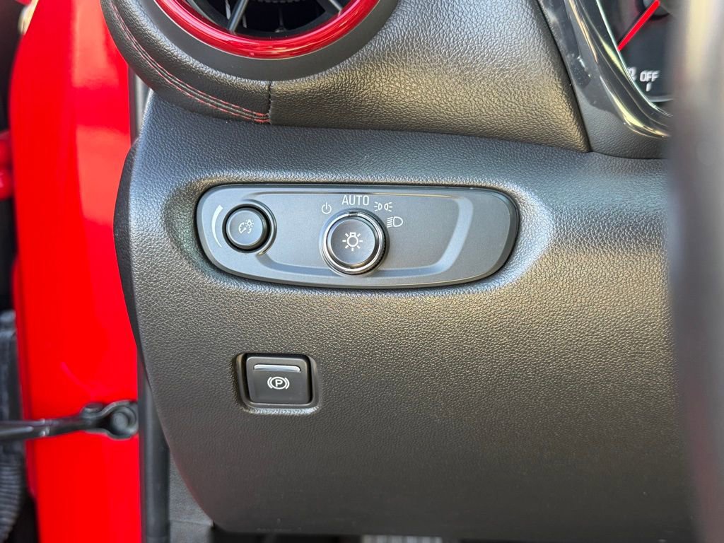 Used 2020 Chevrolet Blazer RS image 30