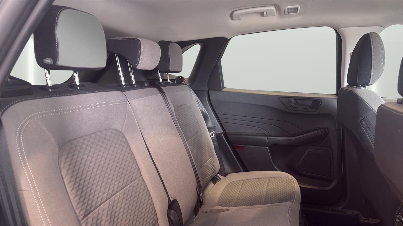 Certified 2022 Ford Escape SE w/ Cold Weather Package image 16