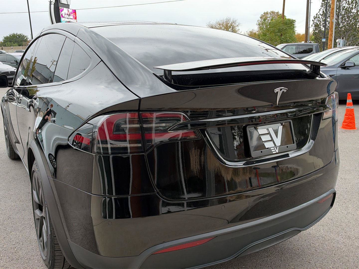 Used 2022 Tesla Model X AWD/4WD image 6