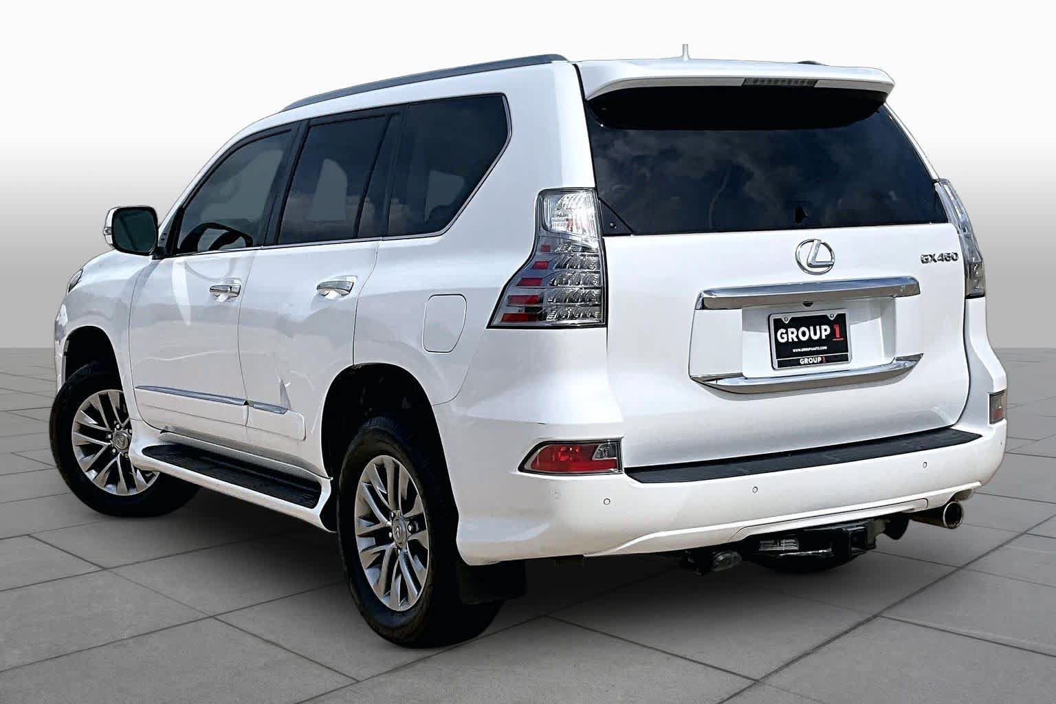 Used 2018 Lexus GX 460 Luxury w/ Preferred Accessory Package AWD/4WD image 12