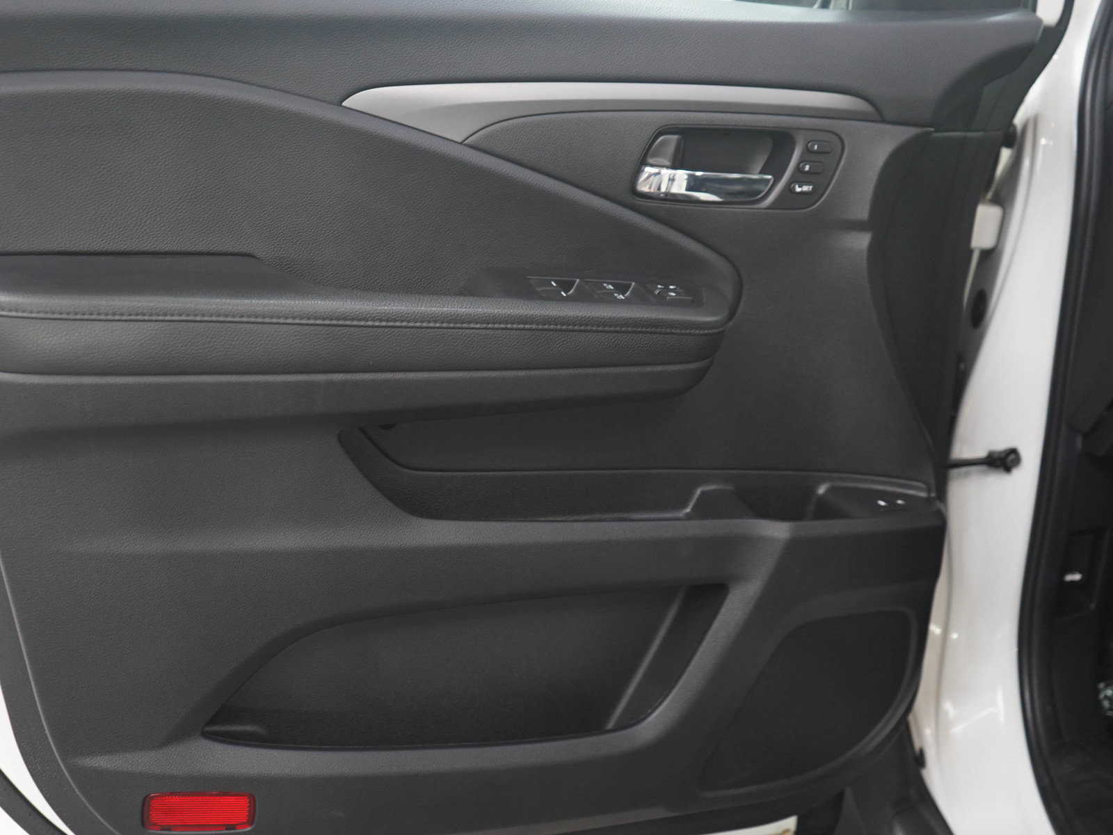 Used 2022 Honda Pilot Black Edition image 19