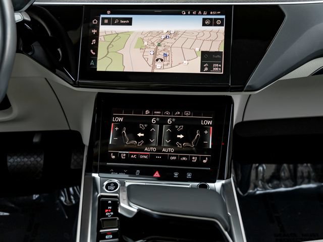 Used 2024 Audi Q8 e-tron Premium Plus w/ Premium Plus Package AWD/4WD image 25