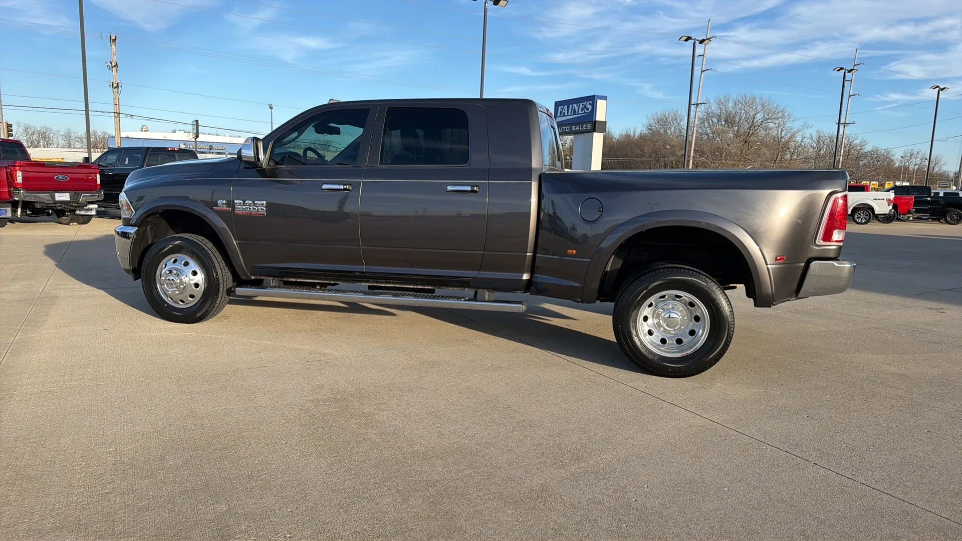 Used 2018 RAM 3500 Laramie image 12