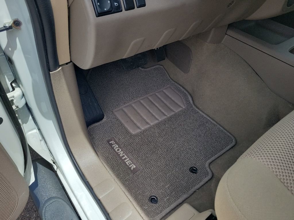 Used 2019 Nissan Frontier SV w/ Value Truck Package RWD image 22