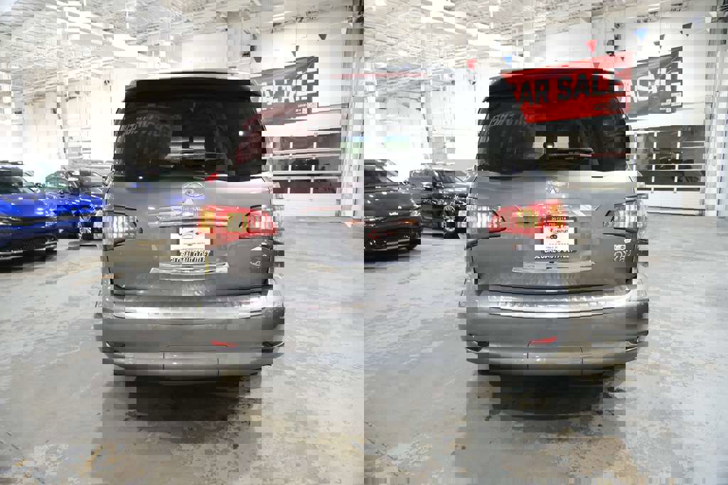 Used 2017 INFINITI QX80 image 9