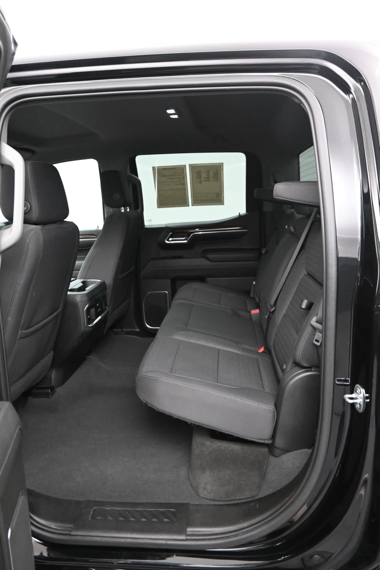 Used 2023 GMC Sierra 1500 Elevation AWD/4WD image 12