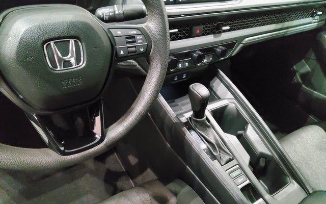 Used 2023 Honda Accord EX image 21