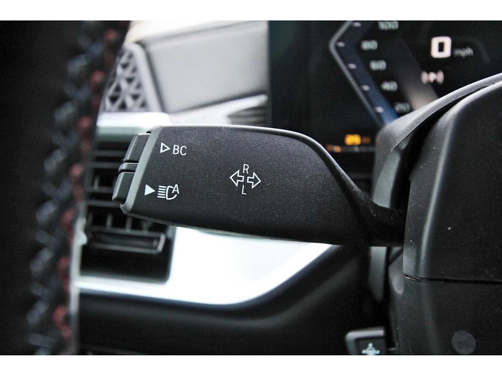 Used 2024 BMW X6 M60i AWD/4WD image 16
