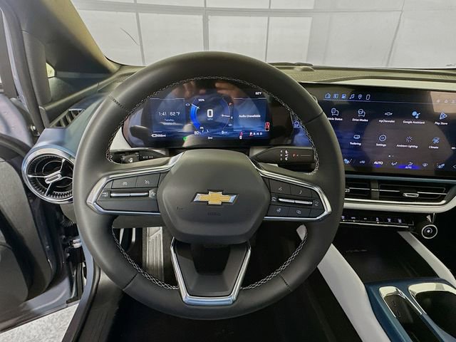 New 2026 Chevrolet Equinox EV LT image 11