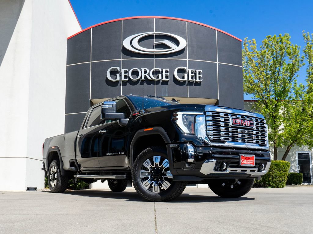 New 2026 GMC Sierra 3500 Denali w/ Denali Reserve Package