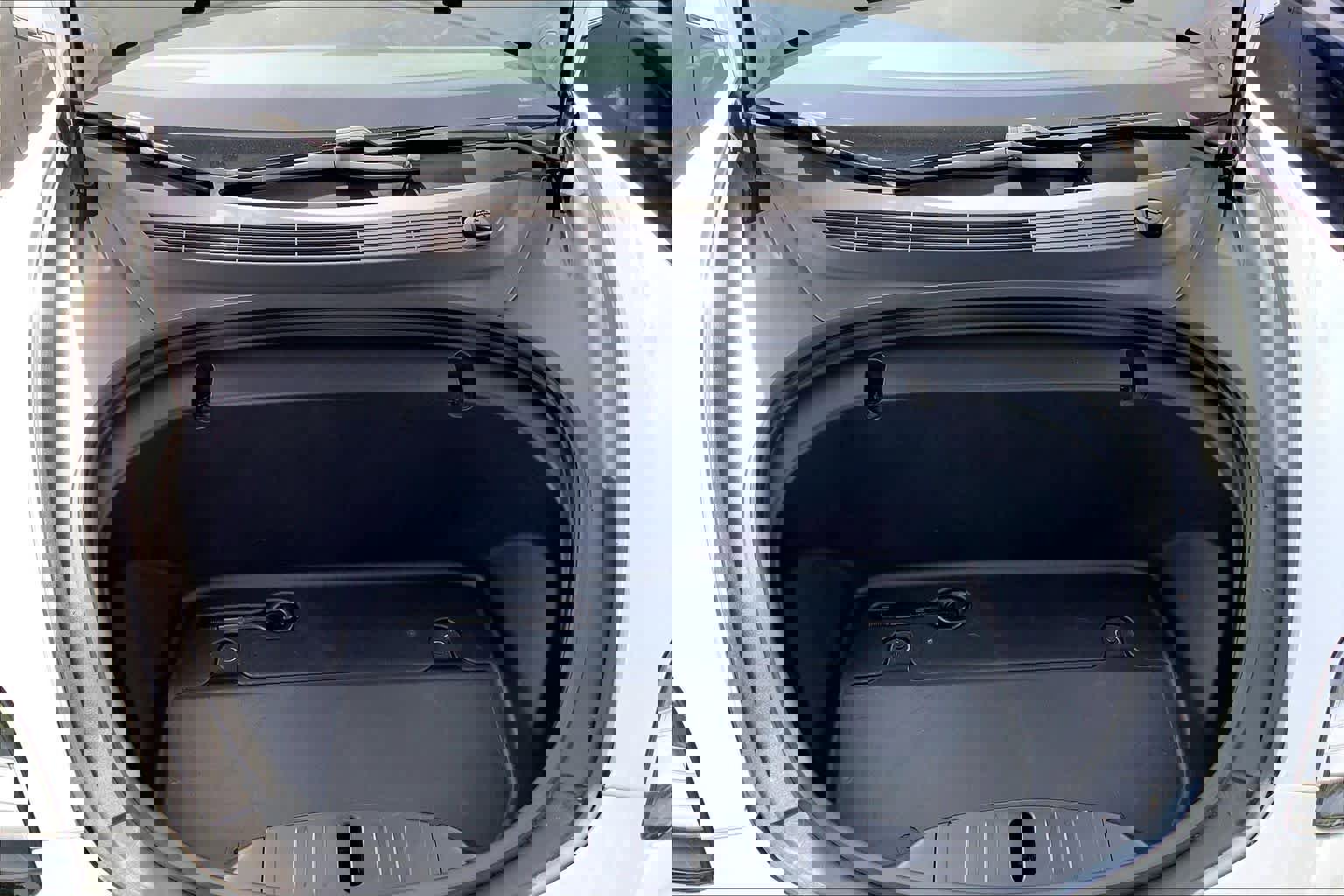 Used 2021 Tesla Model Y Long Range image 29