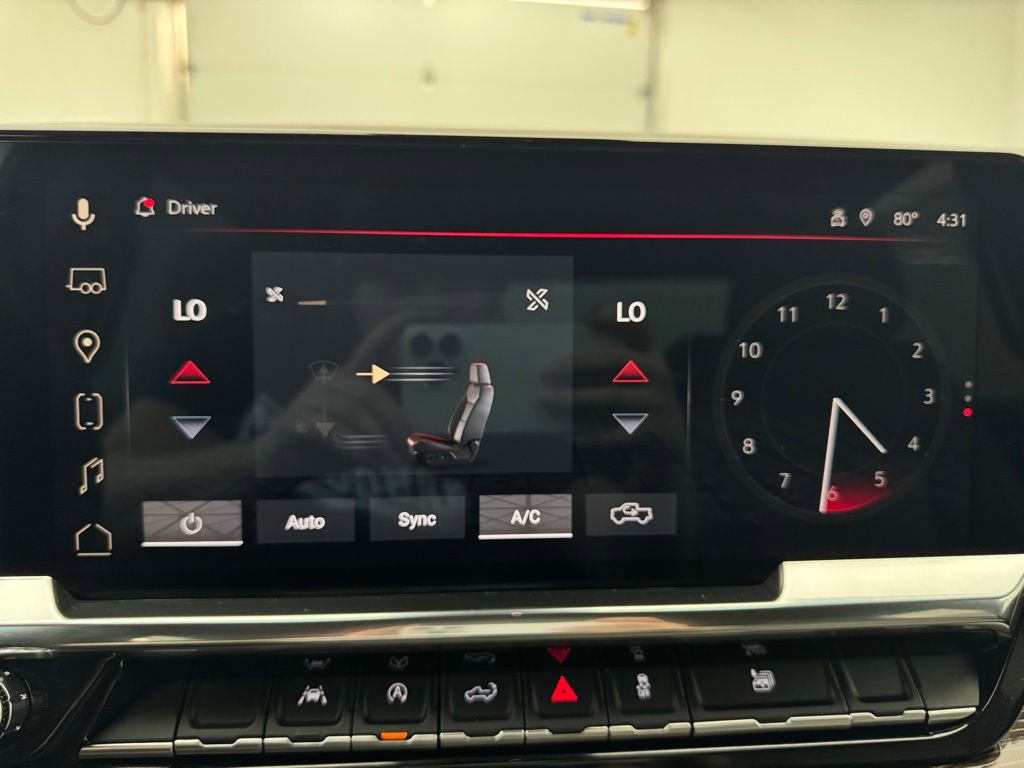 Used 2025 GMC Sierra 1500 SLE image 26