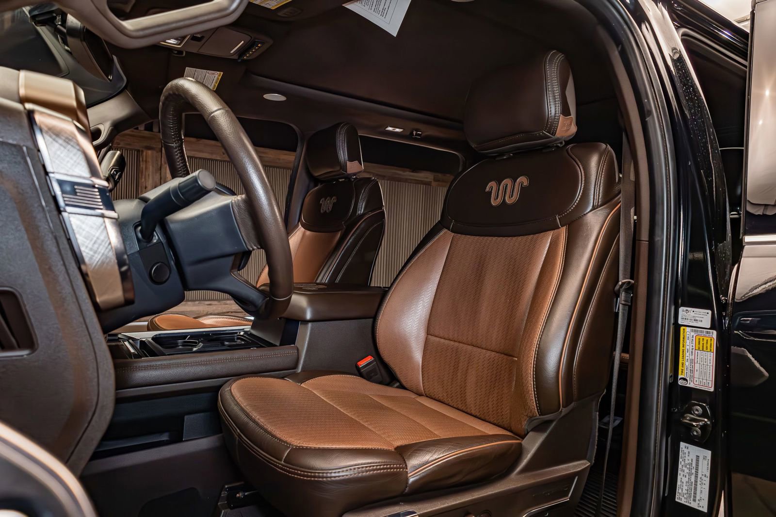 Used 2024 Ford F250 King Ranch w/ Chrome Package image 15