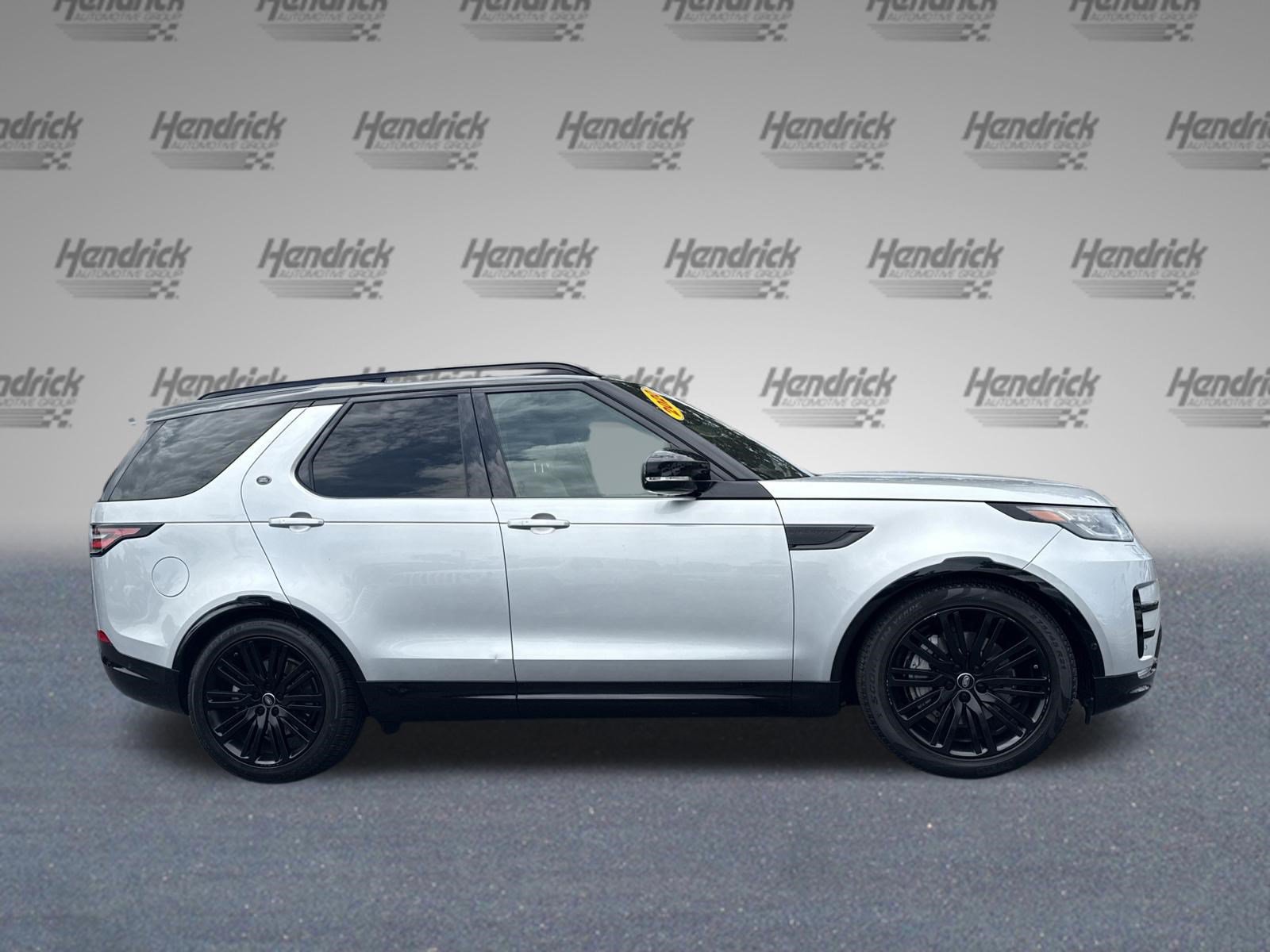 Used 2020 Land Rover Discovery Landmark AWD/4WD image 10