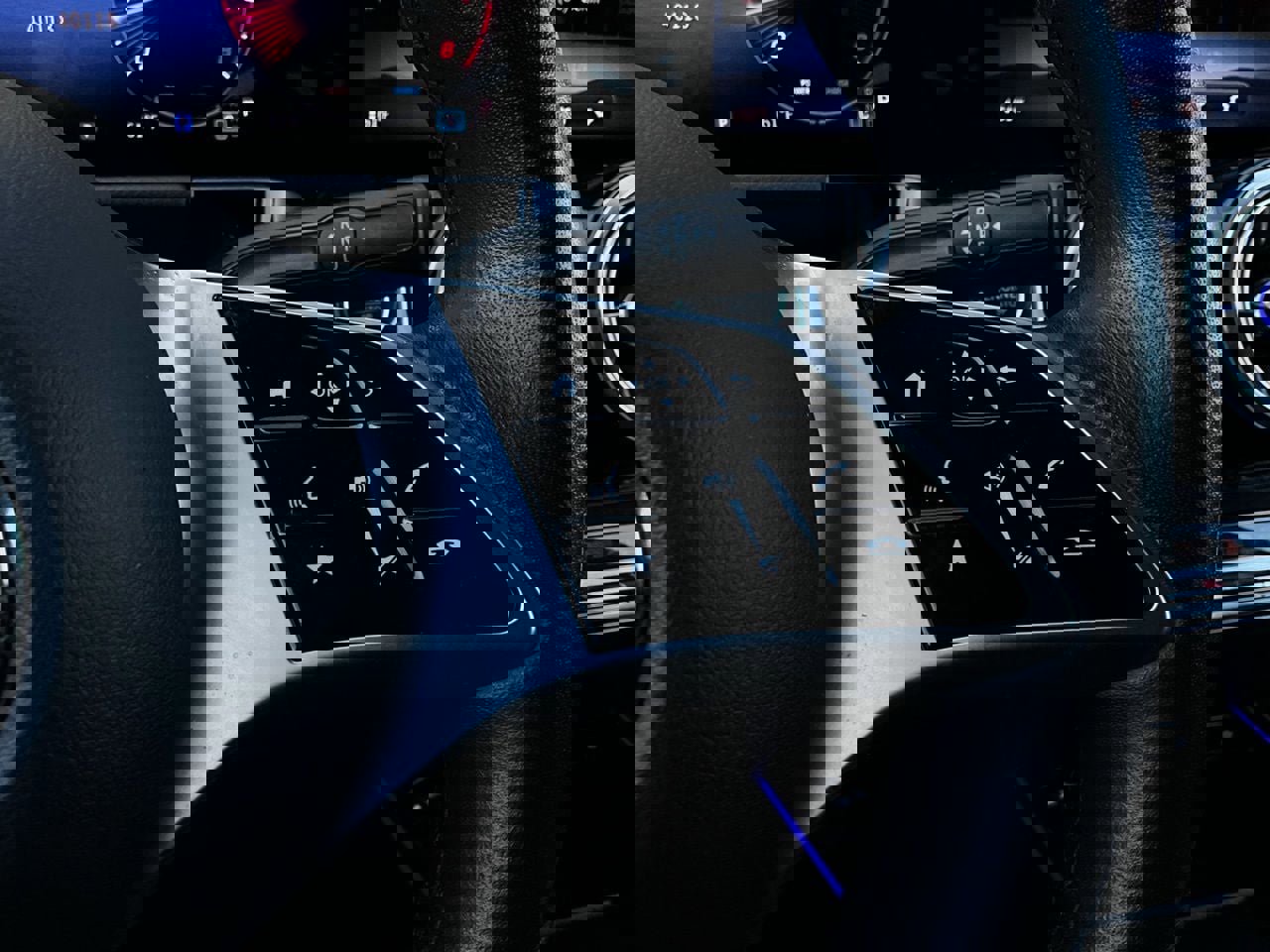 Used 2025 Mercedes-Benz GLA 250 4MATIC image 39