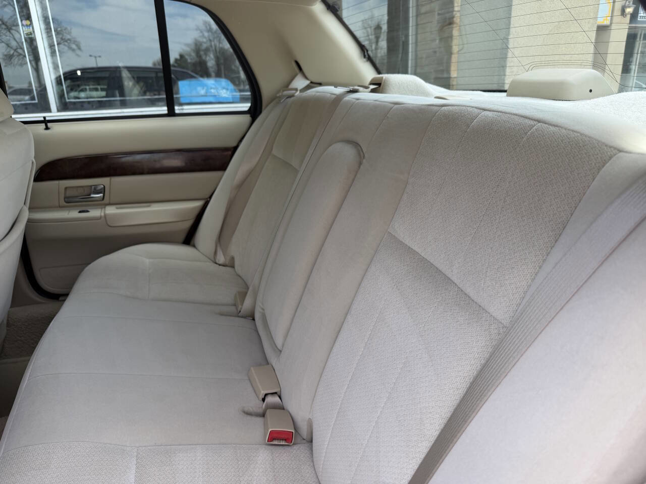 Used 2006 Mercury Grand Marquis GS image 12