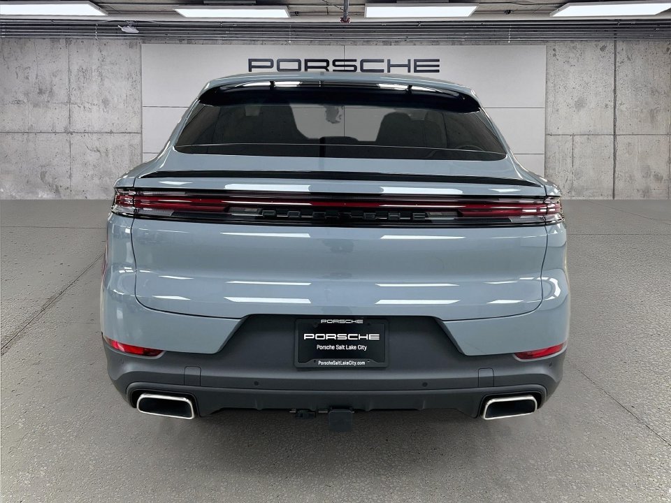 New 2026 Porsche Cayenne Coupe AWD/4WD image 10