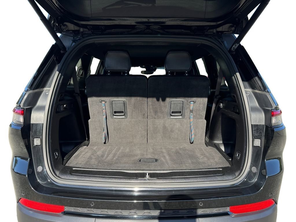 Used 2022 Jeep Grand Cherokee L Laredo AWD/4WD image 14