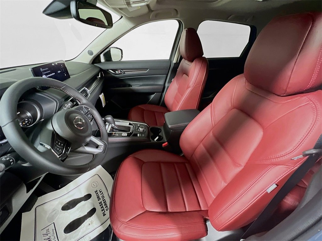 Used 2025 MAZDA CX-5 Carbon Edition image 17