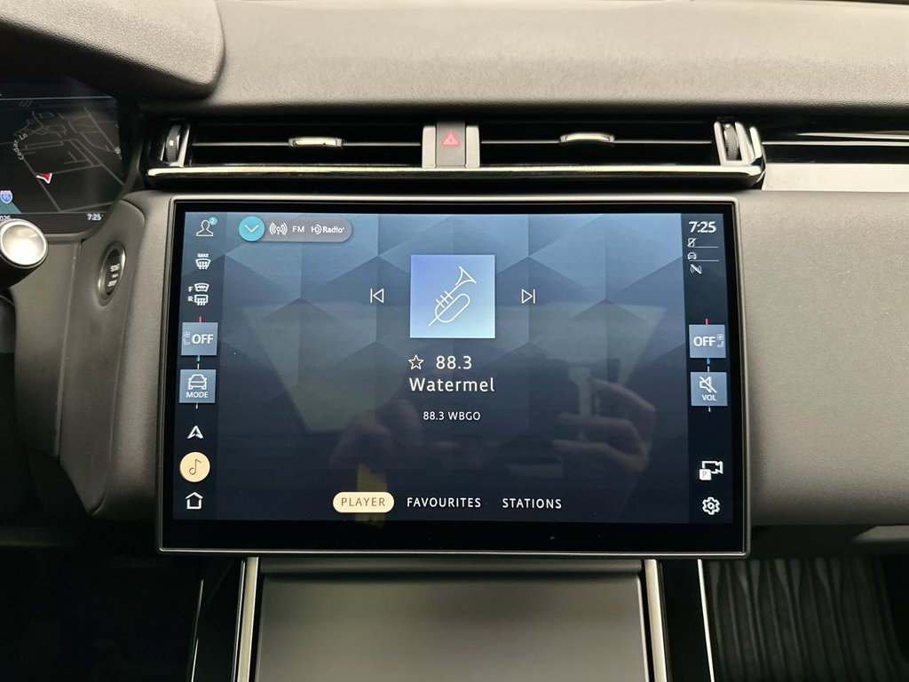 Certified 2026 Land Rover Range Rover Velar S AWD/4WD image 27