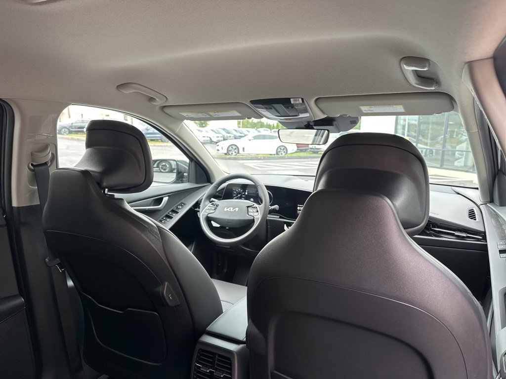 New 2025 Kia Niro Wind w/ Wind Preserve Package image 18