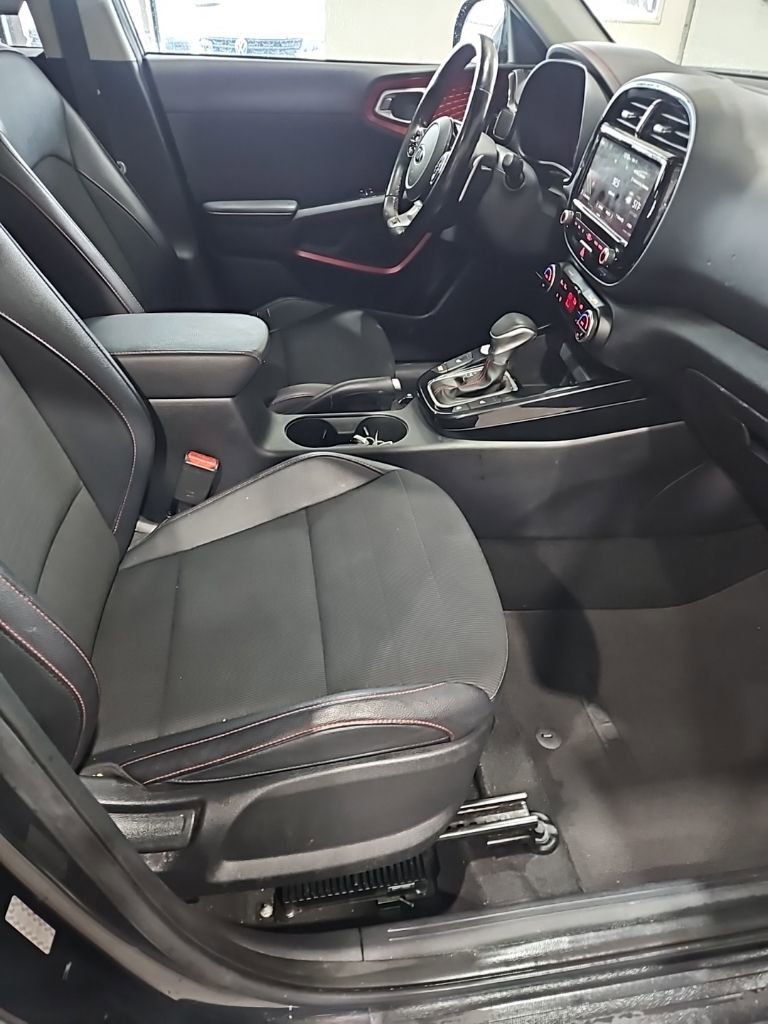 Used 2020 Kia Soul GT-Line Turbo image 13