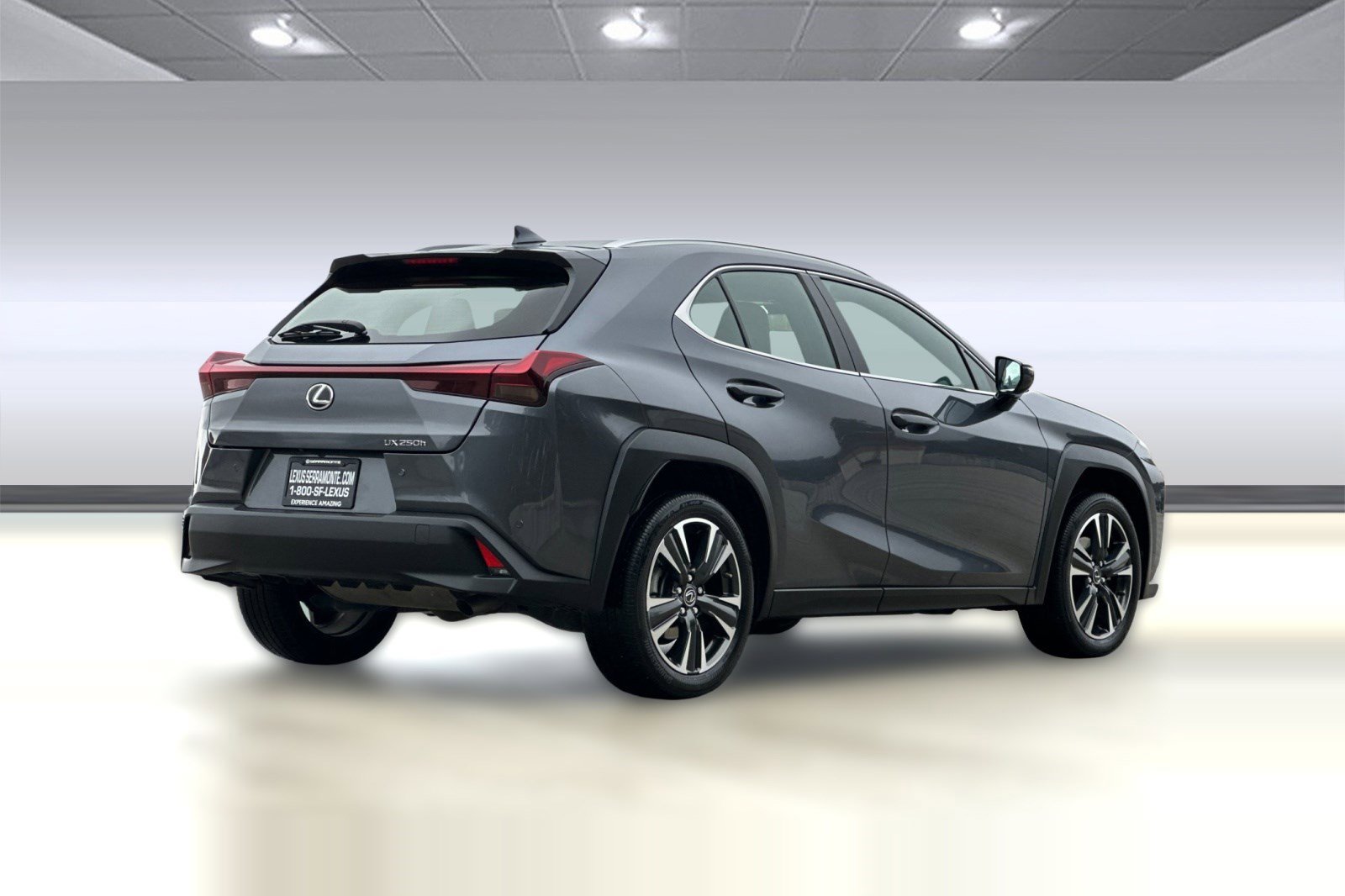 Used 2024 Lexus UX 250h FWD image 8