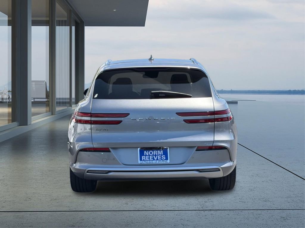 Used 2023 Genesis Electrified GV70 AWD/4WD image 5