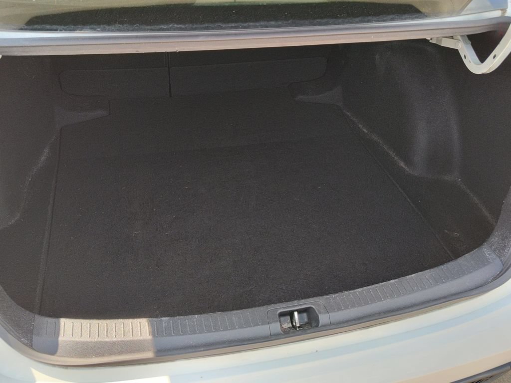 Used 2021 Toyota Corolla SE w/ SE Premium Package FWD image 9