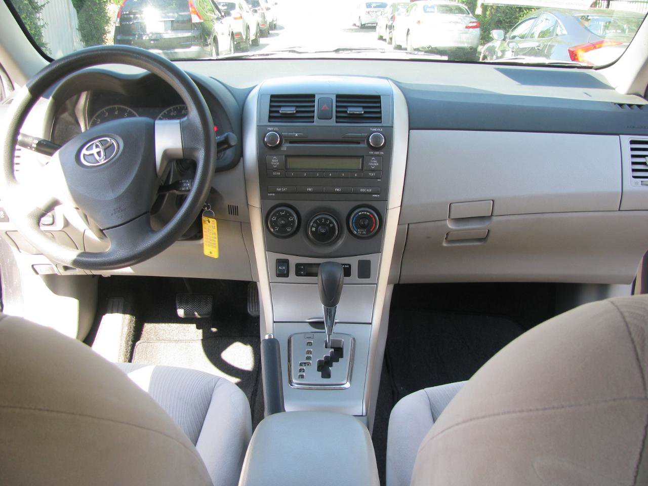 Used 2011 Toyota Corolla LE image 15