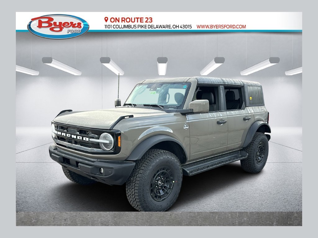 New 2026 Ford Bronco Outer Banks w/ Sasquatch Package