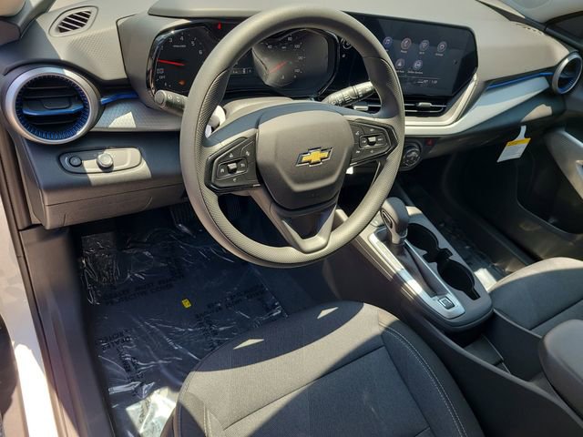New 2026 Chevrolet Trax LS FWD image 17