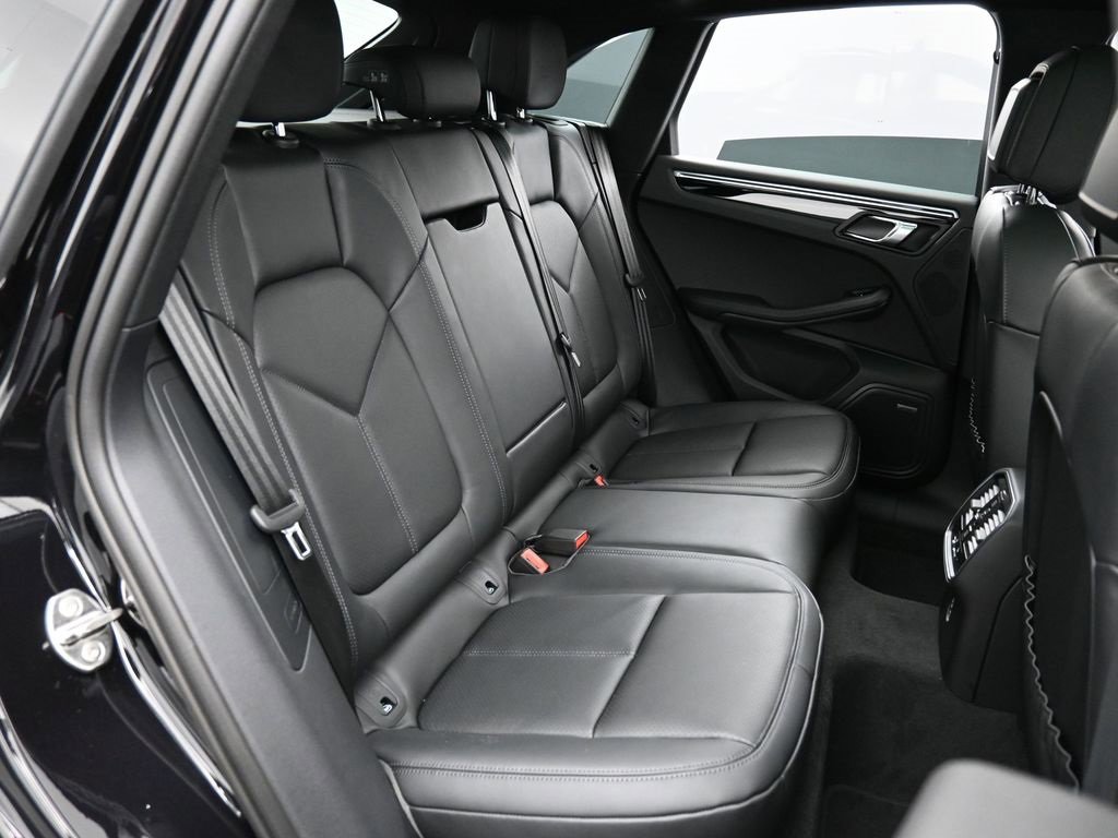 New 2026 Porsche Macan S image 27