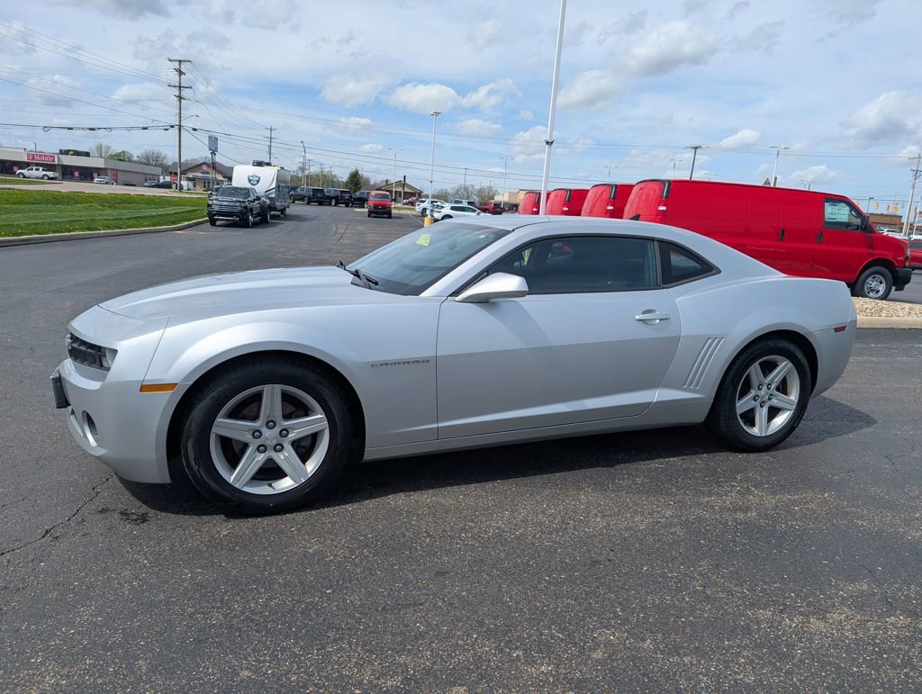 Used 2011 Chevrolet Camaro LT image 4