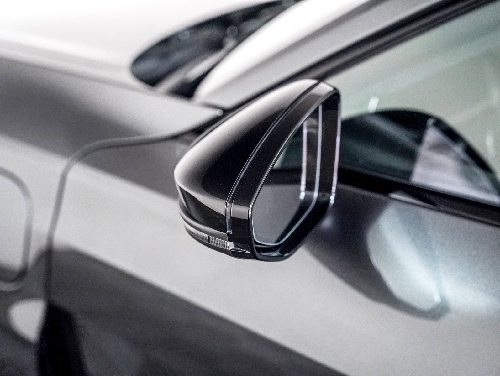 Used 2024 Audi RS e-tron GT w/ Carbon Performance Package image 24