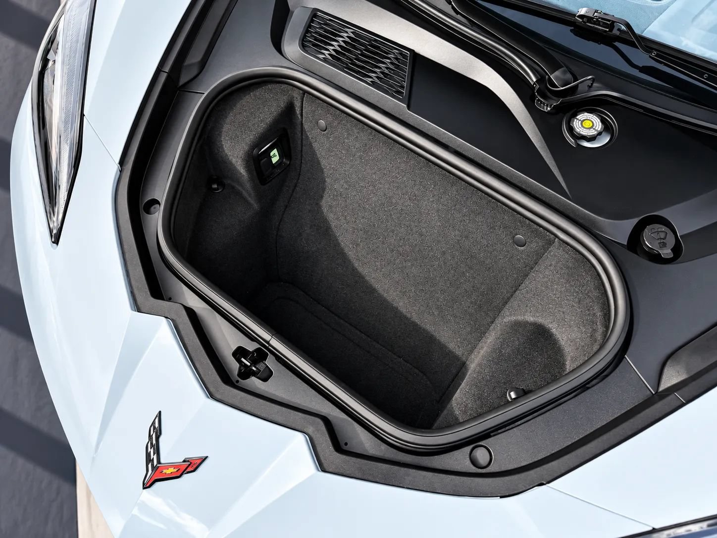 Used 2024 Chevrolet Corvette Stingray Coupe w/ Z51 Performance Package RWD image 19