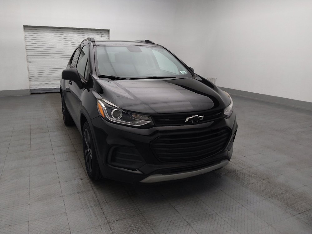 Used 2021 Chevrolet Trax LT w/ Redline Edition FWD image 14