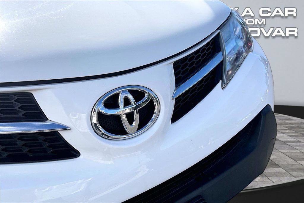 Used 2013 Toyota RAV4 LE AWD/4WD image 25