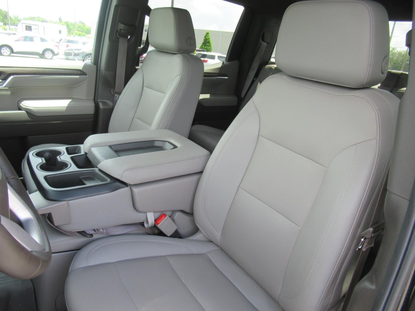 Used 2024 GMC Sierra 1500 SLT AWD/4WD image 19