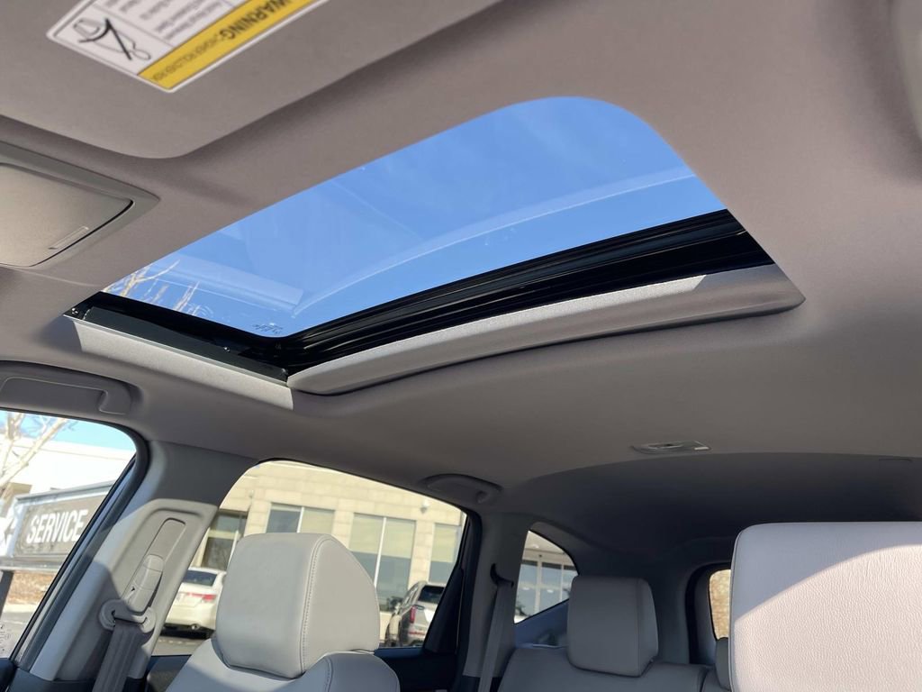 Used 2018 Honda CR-V Touring image 31