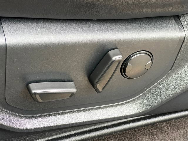 Used 2019 Ford F150 Lariat w/ Equipment Group 502A Luxury image 17