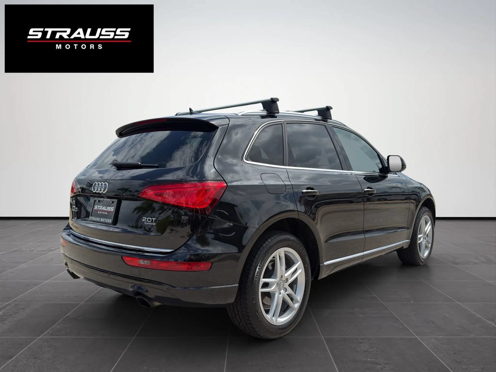 Used 2016 Audi Q5 2.0T Premium Plus w/ Technology Package AWD/4WD image 10