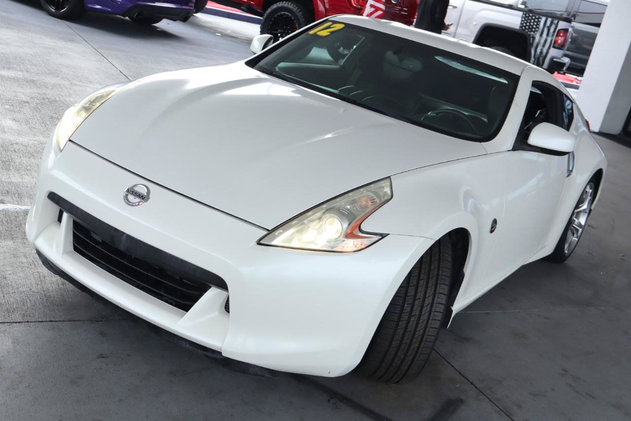 Used 2012 Nissan 370Z Touring w/ Sport Pkg RWD image 9