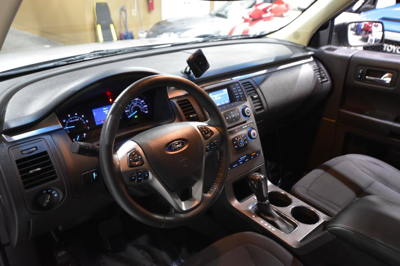 Used 2019 Ford Flex SE FWD image 10