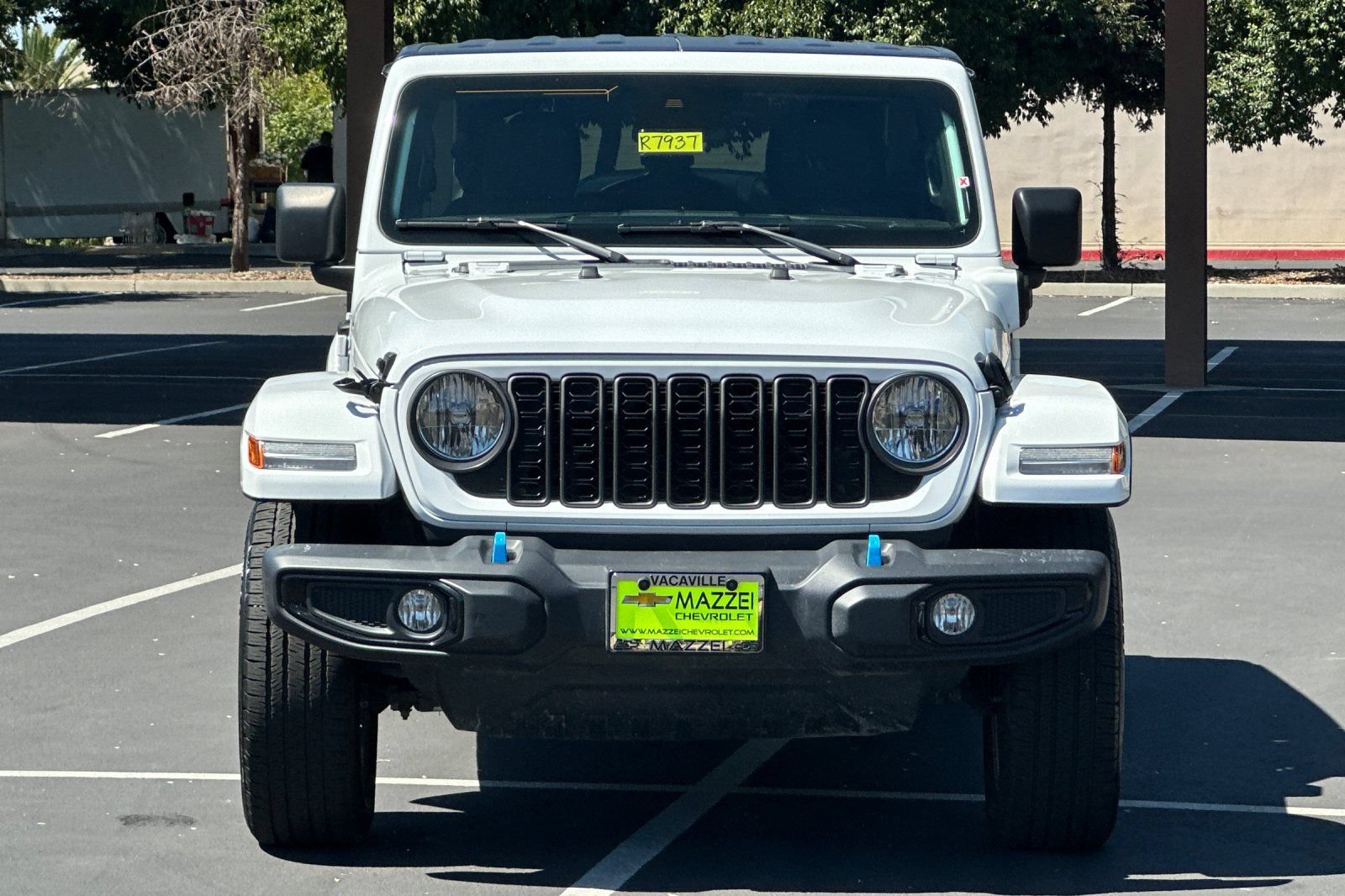 Used 2024 Jeep Wrangler Unlimited AWD/4WD image 7