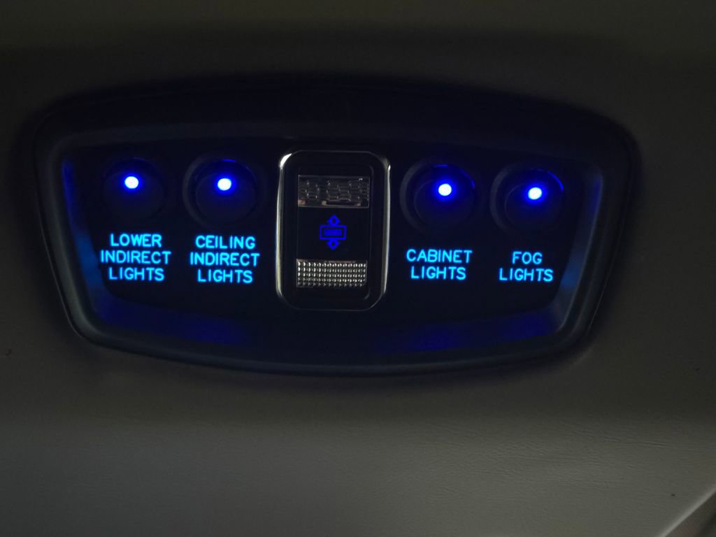 New 2025 GMC Savana 2500 w/ Driver Convenience Package image 23