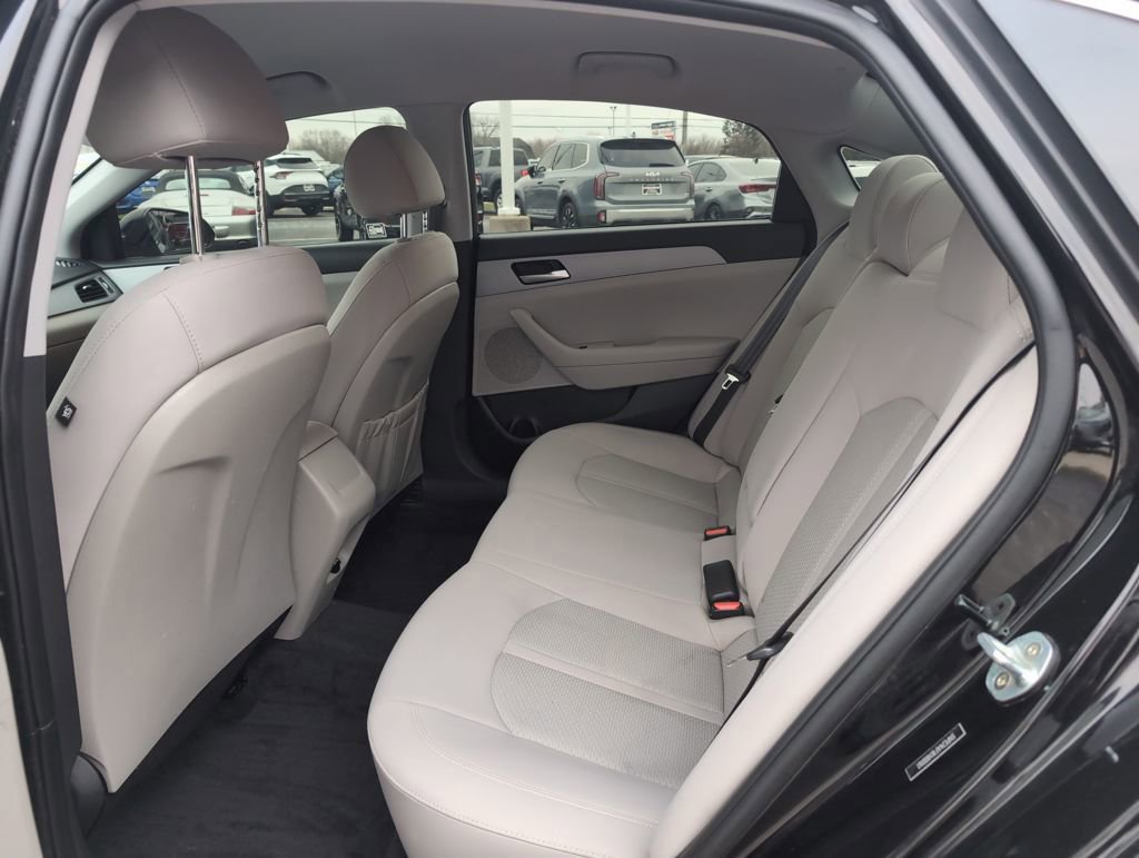 Used 2019 Hyundai Sonata SE image 9