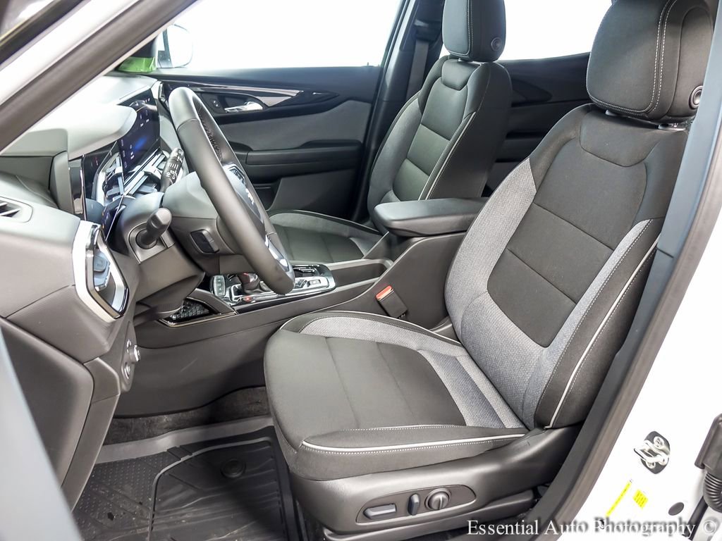 New 2026 Chevrolet TrailBlazer LT w/ Convenience Package image 9
