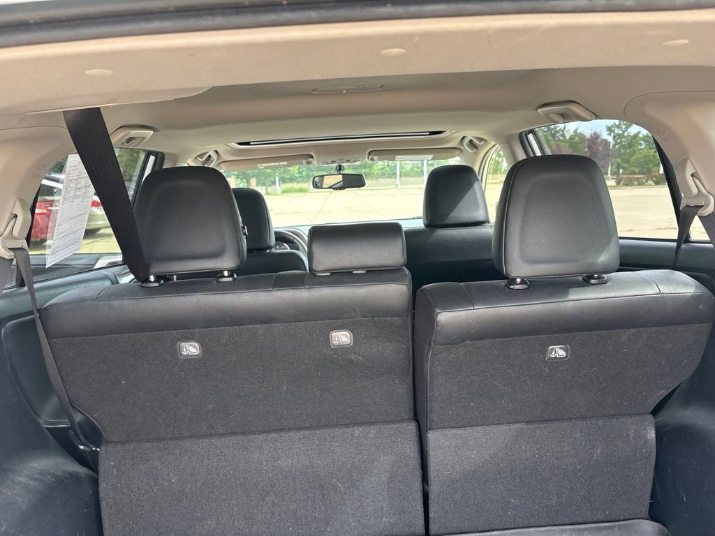 Used 2015 Toyota RAV4 Limited AWD/4WD image 25