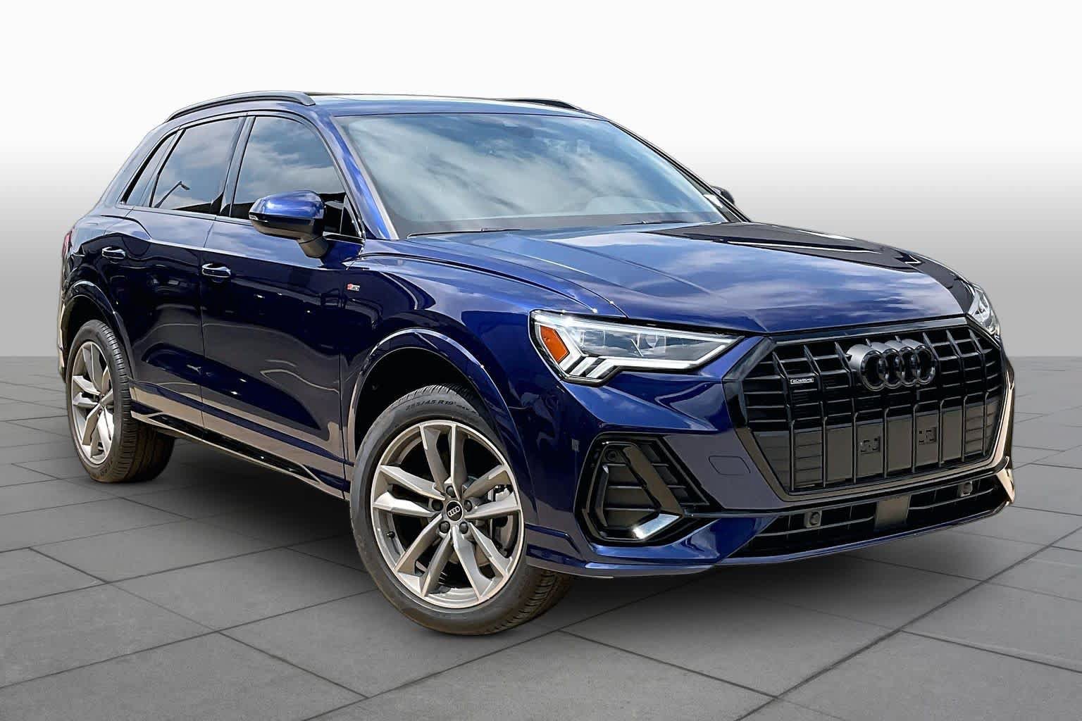 Used 2025 Audi Q3 2.0T Premium w/ Convenience Package AWD/4WD image 3